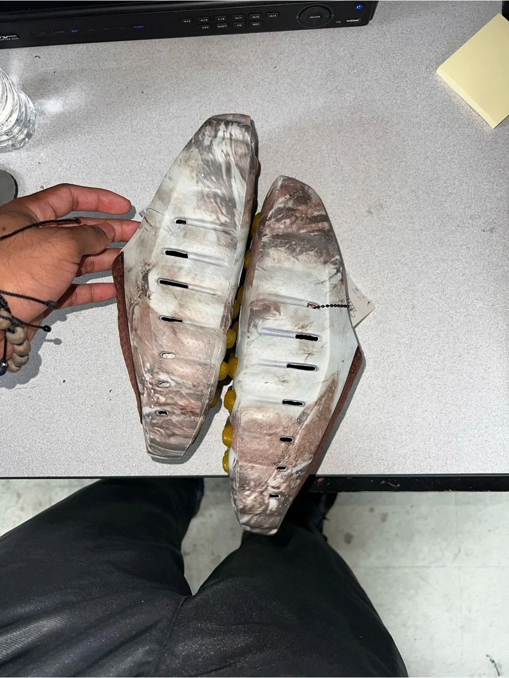 Nike Brown and Cream Marbled Foam Slide Mules